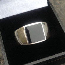 Hand crafted sterling silver Whitby Jet square stone gents large signet ring