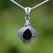 Glamorous Whitby Jet Swiss Marcasite Sterling silver teardrop stone necklace