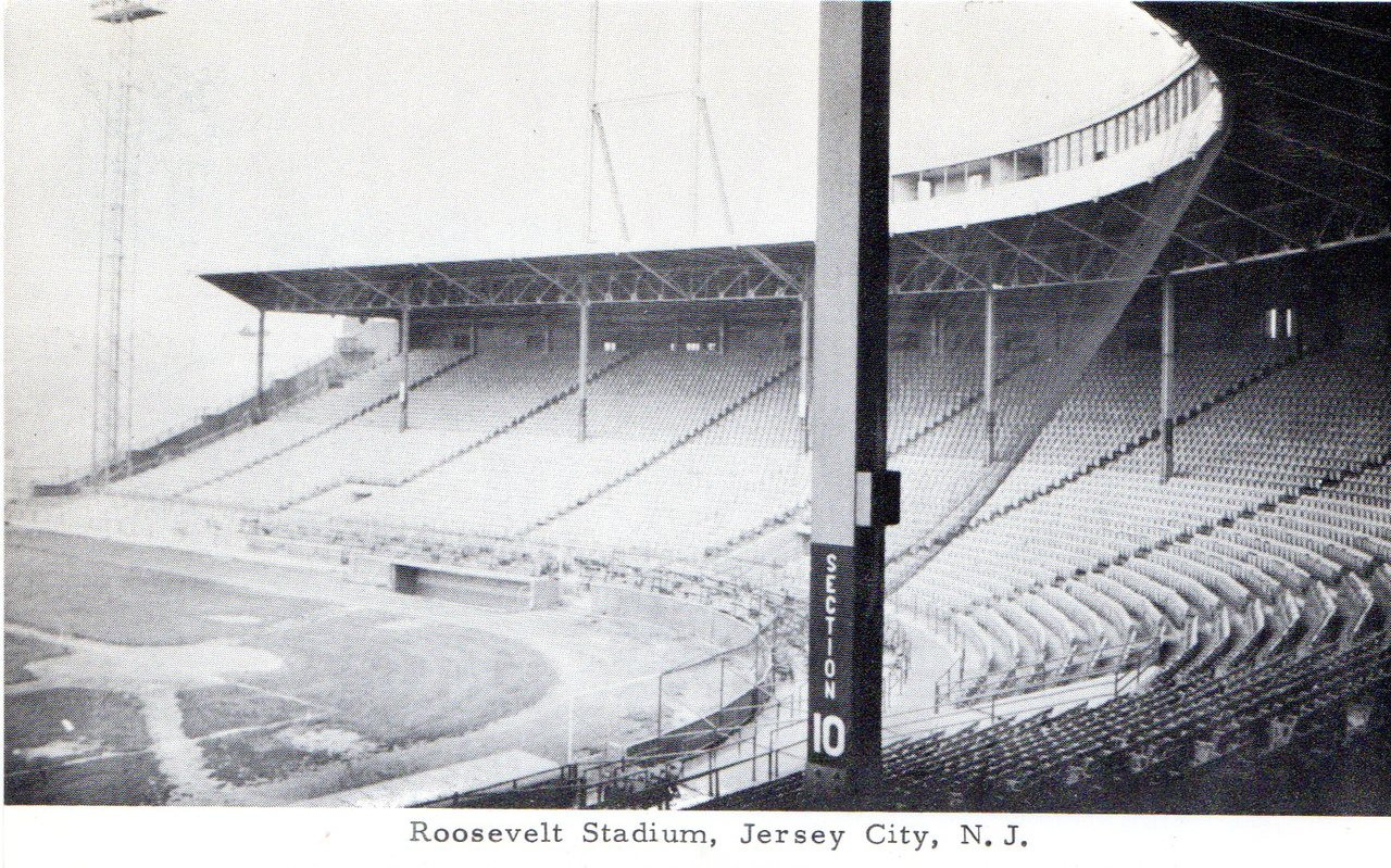 Roosevelt Stadium (10-71-Roosevelt) - Stadium Postcards