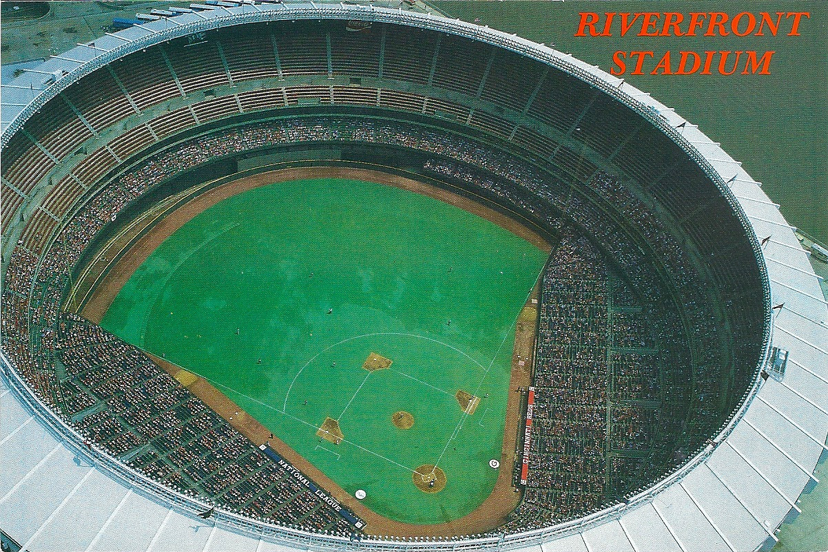Photos: Riverfront Stadium 1970-2002