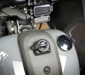 Rokform Phone Mount w/ Dampener -Satin Black | 31000-2115