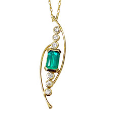 14K Yellow Gold - 8X6 - Custom Designed Bezel Set Fine Green Tourmaline & Diamond Fashion Necklace (0.33ct)