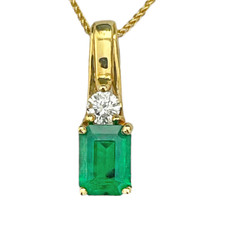 14K Yellow Gold - 1.00ct - Emerald Cut Emerald & Diamond Pendant & Chain (0.16ct)