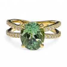 14K Yellow Gold - 2.60ct - Minty Green Oval Tourmaline & Diamond Ring (0.33ct)