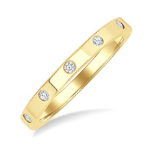 10K Yellow Gold - 5 Stone Flush Set Stationed Band - 0.08ct