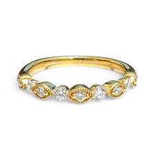 14K Yellow Gold - 0.25ct - Round Diamond Vintage Scalloped Diamond Band