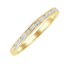 10K Yellow Gold - 0.20ct - Round & Baguette Cut Diamond Channel Band