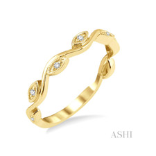 14K Yellow Gold - 0.05ct - Round Diamond Leafy Vine Band
