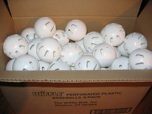 Balles De Baseball Wiffle® – Lot De 36 – Blanches – Neuves (Livraison Gratuite)