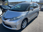 2012 Toyota Estima Hybrid 2.4L E-Four X-Package 7 seater, VIN 6ZZC0AHR207064637 (#4637)