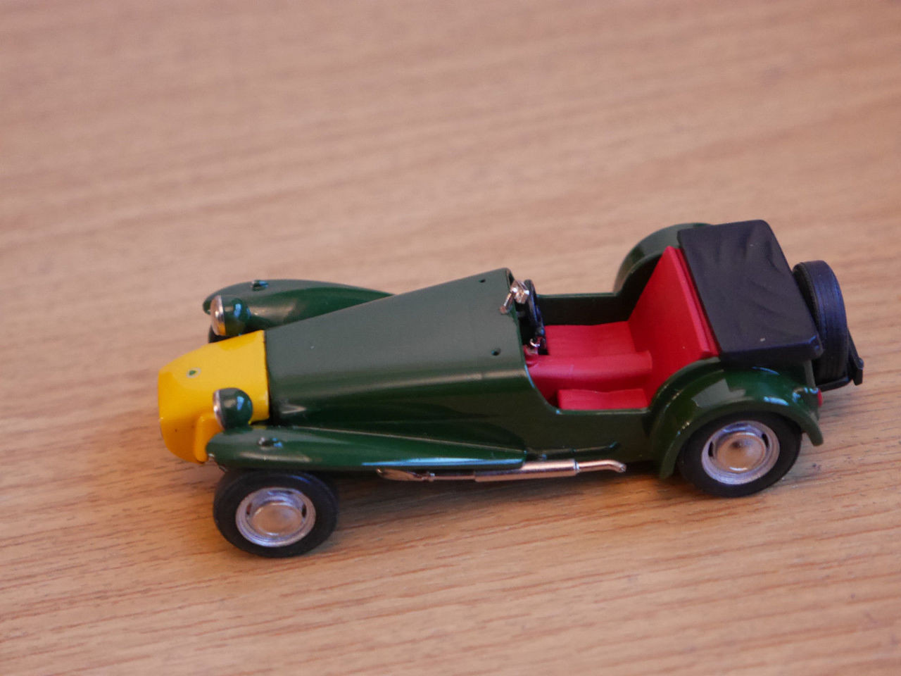 特価 SMTS (1/43) ロータス Seven Amazon | □ 京商 ミュージアム コレクション1/43 Caterham