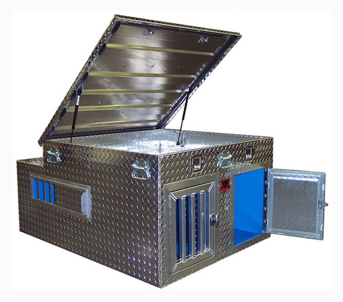 Top Dog Diamond Plate Aluminum Hunting Dog Box features a large top storage compartment