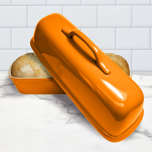 Sassafras Superstone Covered Baker with Tangerine Glazed Exterior