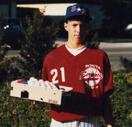 Chris Richard holds the first Personal Pitcher in 1988 Chris Richard holds the first Personal Pitcher in 1988