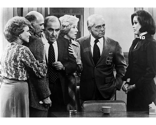 This is an image of 188258 Mary Tyler Moore Photograph & Poster