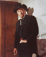 This is an image of 242221 Robert Mitchum Photograph & Poster