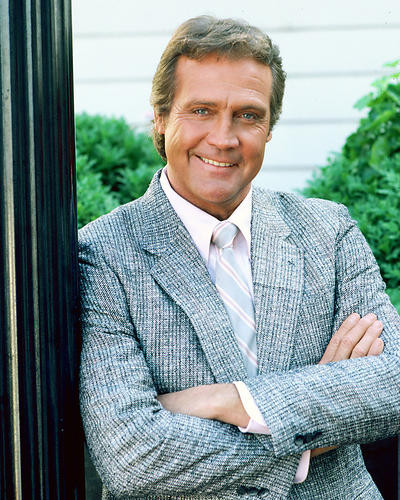 This is an image of 221179 Lee Majors Photograph & Poster