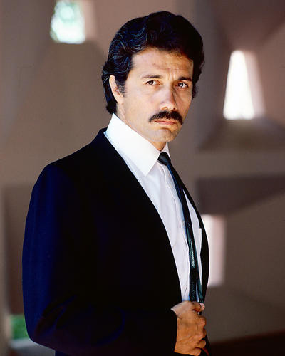 This is an image of 224970 Edward James Olmos Photograph & Poster