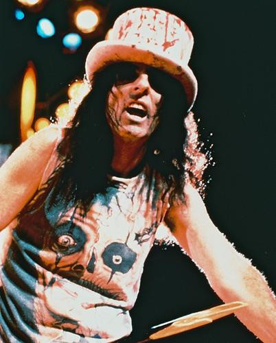This is an image of 232182 Alice Cooper Photograph & Poster