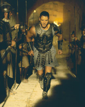 This is an image of 242075 Russell Crowe Photograph & Poster