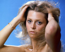 This is an image of 248588 Lindsay Wagner Photograph & Poster