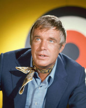 This is an image of 256244 George Peppard Photograph & Poster