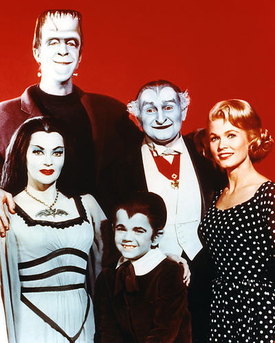 This is an image of 259538 The Munsters Photograph & Poster