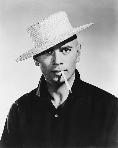This is an image of 178194 Yul Brynner Photograph & Poster