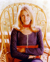 This is an image of 265614 Elizabeth Montgomery Photograph & Poster