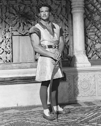 This is an image of 180120 Steve Reeves Photograph & Poster