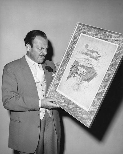 This is an image of 180282 Terry-Thomas Photograph & Poster