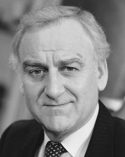 This is an image of 180283 John Thaw Photograph & Poster