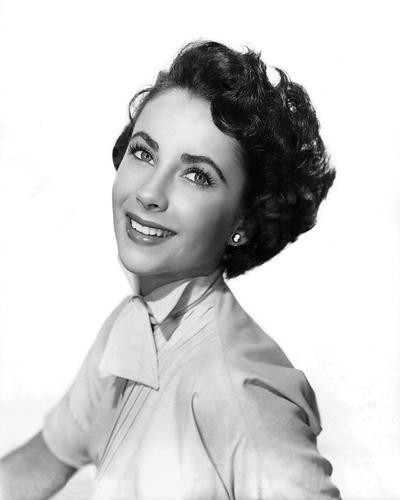 This is an image of 194398 Elizabeth Taylor Photograph & Poster