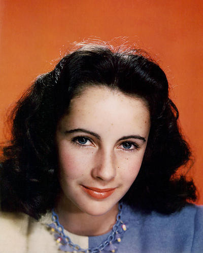 This is an image of 283867 Elizabeth Taylor Photograph & Poster