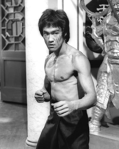 This is an image of 186033 Bruce Lee Photograph & Poster