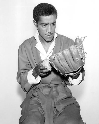This is an image of 193897 Sammy Davis Jnr Photograph & Poster