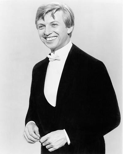 This is an image of 194051 Tommy Steele Photograph & Poster