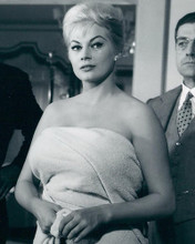 This is an image of 190077 Anita Ekberg Photograph & Poster