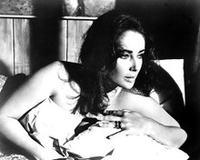This is an image of 187747 Elizabeth Taylor Photograph & Poster