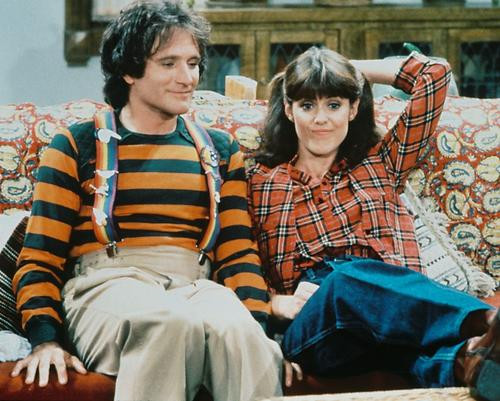This is an image of 222691 Mork and Mindy Photograph & Poster