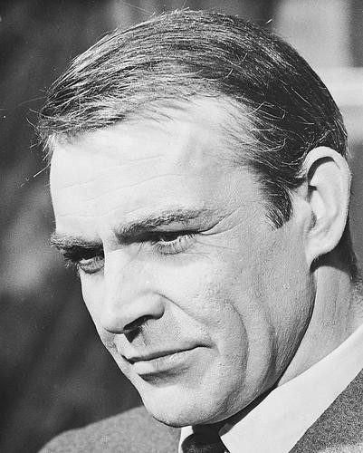 This is an image of 171423 Sean Connery Photograph & Poster