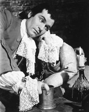 This is an image of 173060 Laurence Olivier Photograph & Poster
