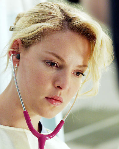 This is an image of 274042 Katherine Heigl Photograph & Poster