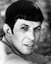 This is an image of Photograph & Poster of Leonard Nimoy 194813