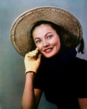 This is an image of Photograph & Poster of Gene Tierney 285505