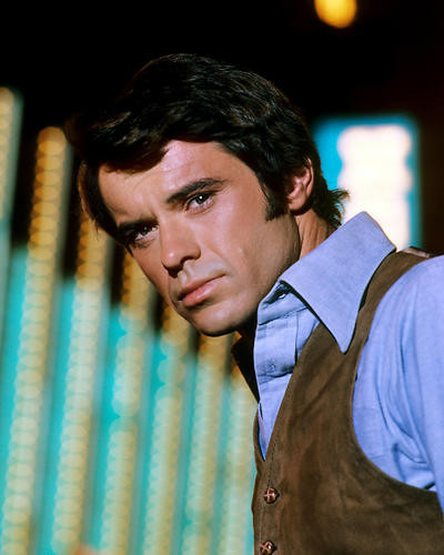 This is an image of Photograph & Poster of Robert Urich 284583