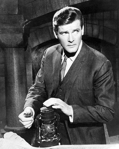 This is an image of Photograph & Poster of Roger Moore 195099