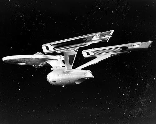 This is an image of Photograph & Poster of Star Trek 195519