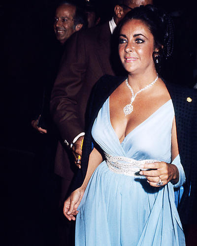 This is an image of Photograph & Poster of Elizabeth Taylor 285357