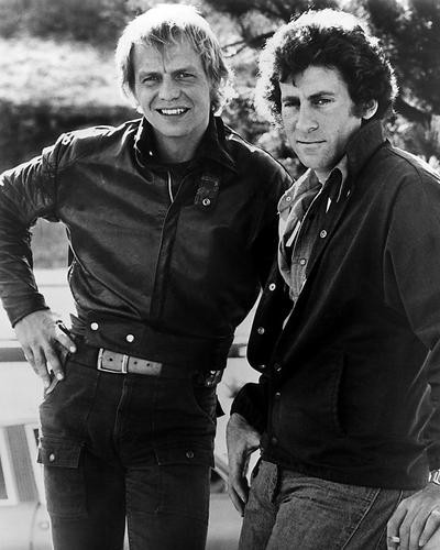 This is an image of Photograph & Poster of Starsky and Hutch 195573